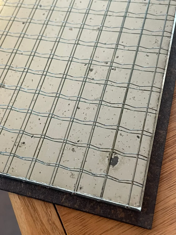 Crossed Wire